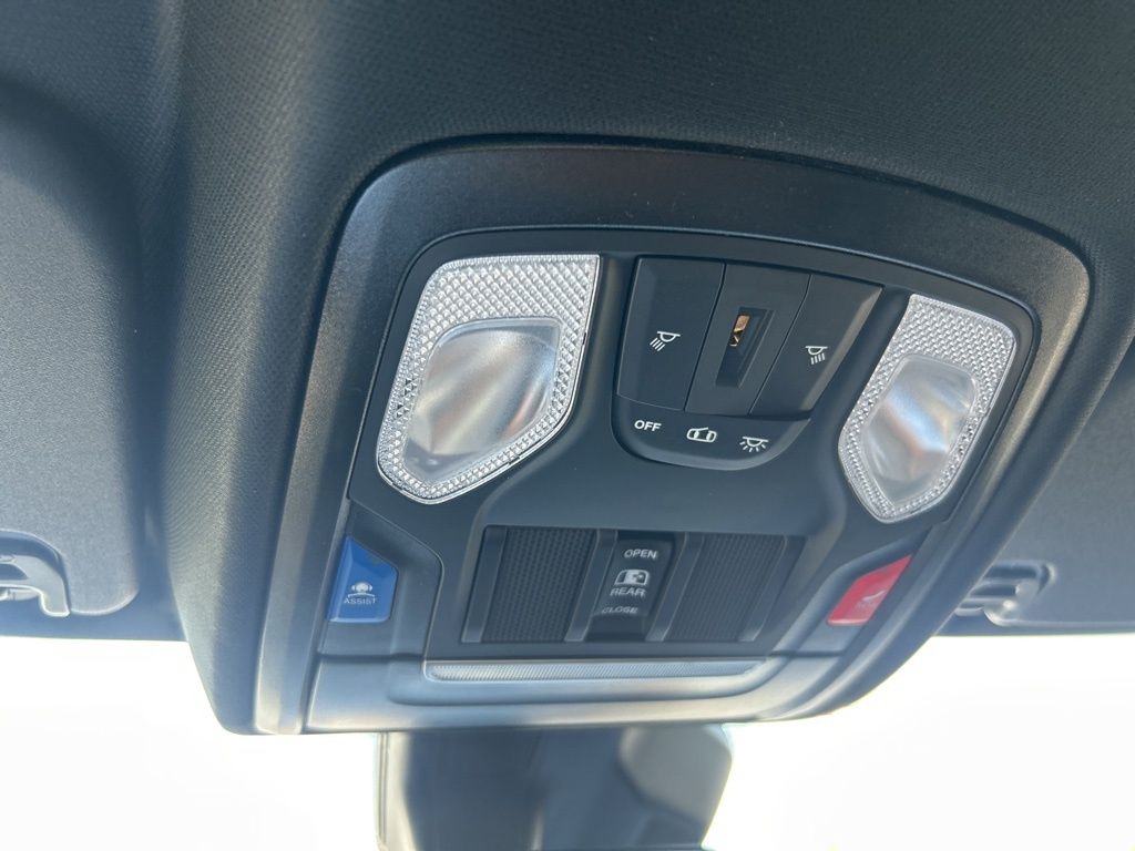 2026 Ram 1500 Tradesman photo 25