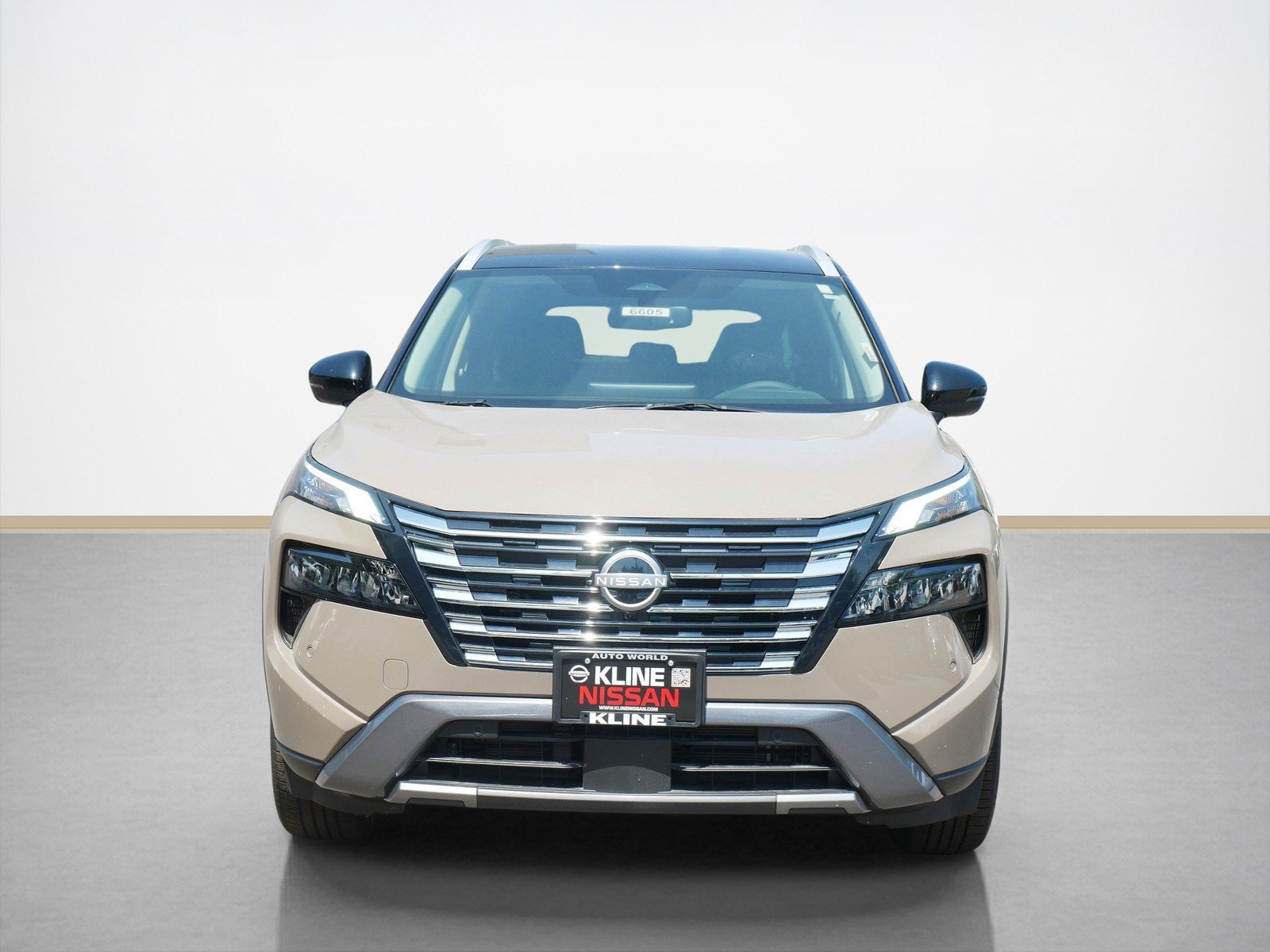 2025 Nissan Rogue SL photo 4