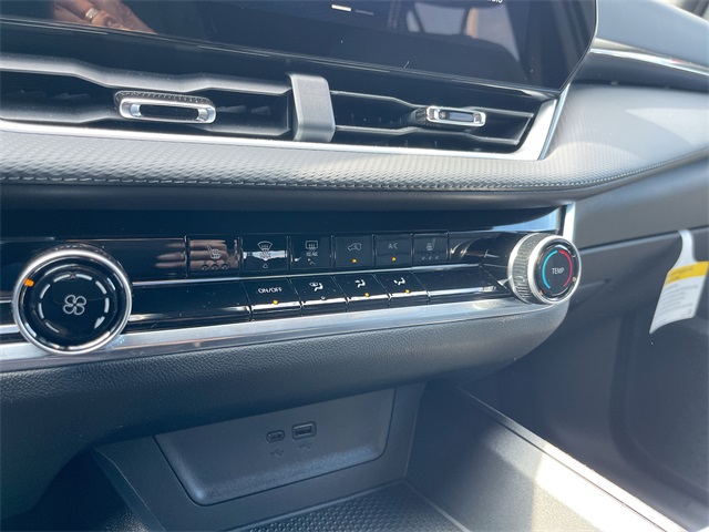 2025 CHEVROLET EQUINOX - Image 31