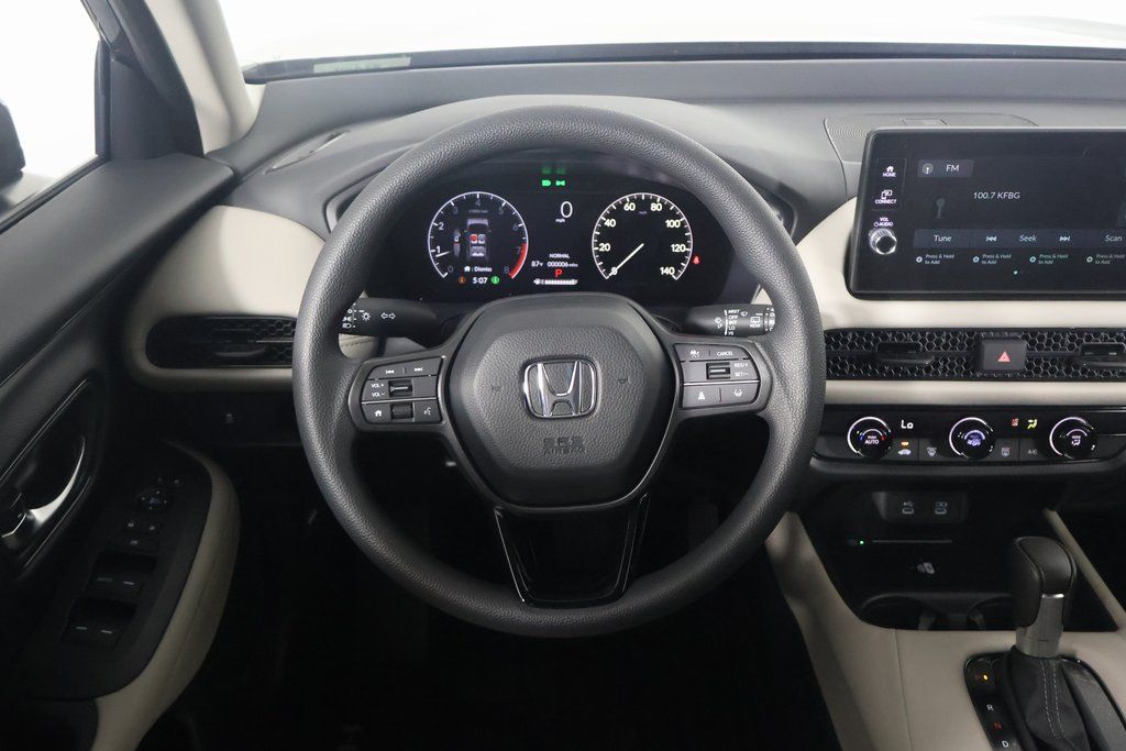 2026 Honda HR-V LX photo 3