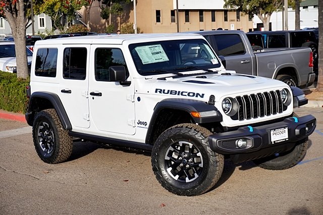 2025 Jeep Wrangler Rubicon 4xe photo 3