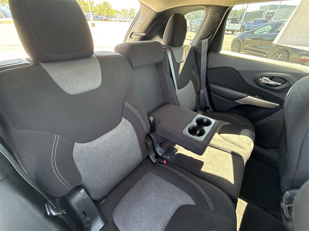 2018 Jeep Cherokee Latitude photo 22