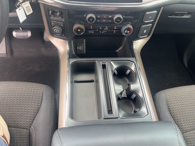2025 Ford F-150 STX photo 15