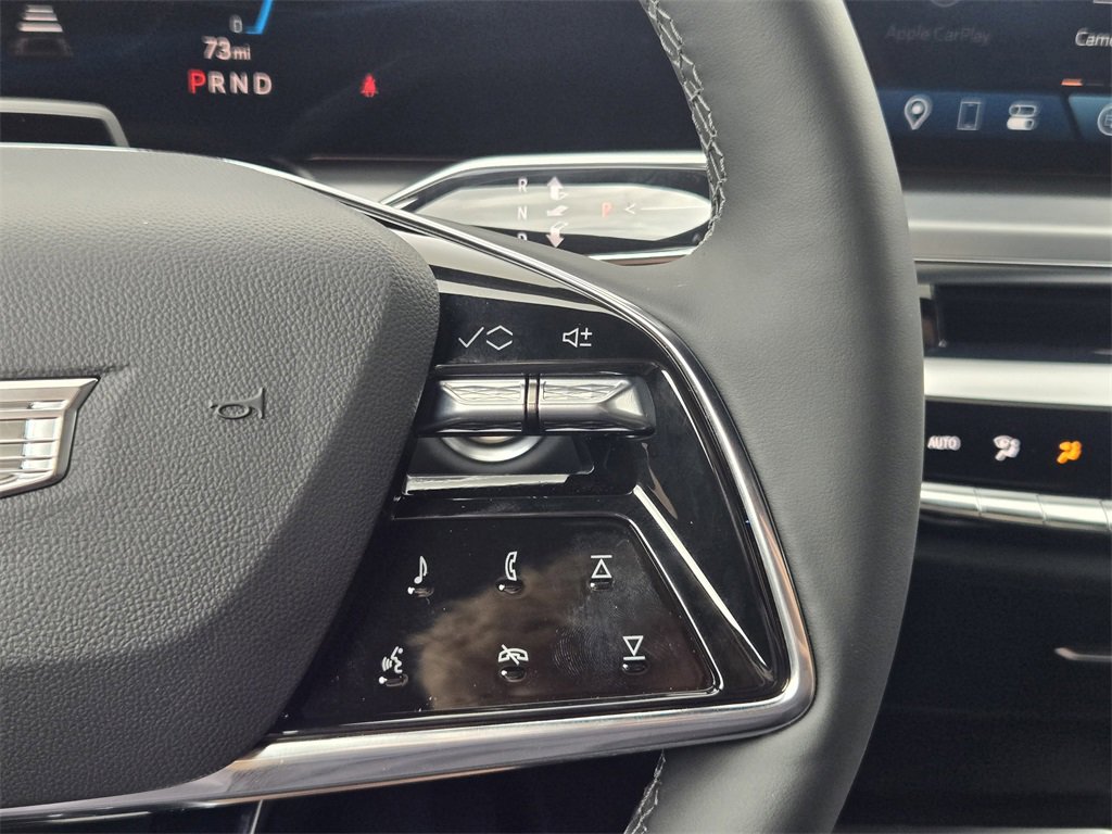 2025 Cadillac Lyriq Luxury photo 27