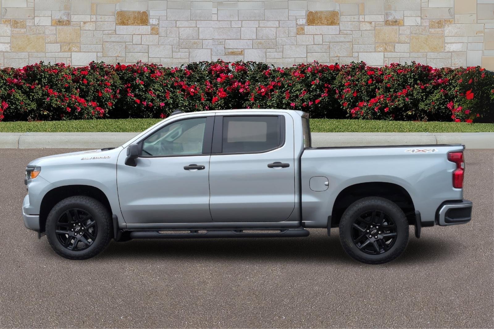 2026 Chevrolet Silverado 1500 Custom photo 6