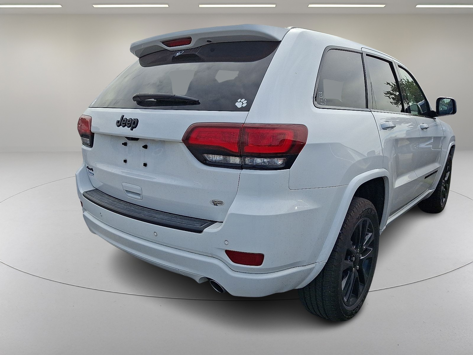 2022 Jeep Cherokee Laredo photo 3