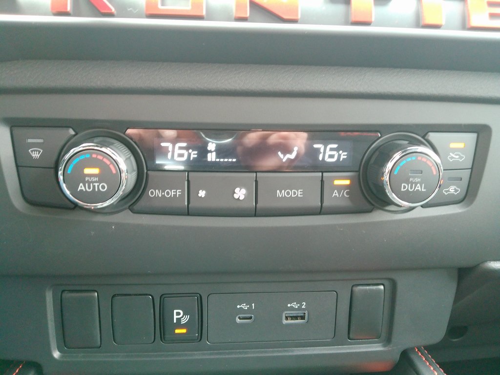2025 Nissan Frontier Crew Cab PRO-4X photo 30