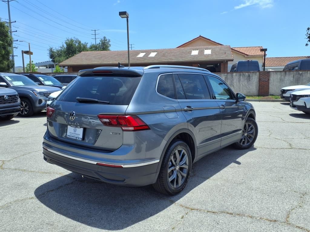 2022 Volkswagen Tiguan SE photo 5