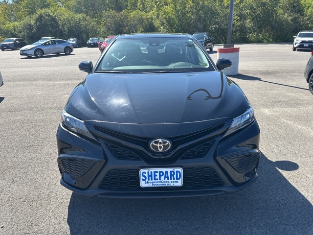 2024 Toyota Camry SE photo 2