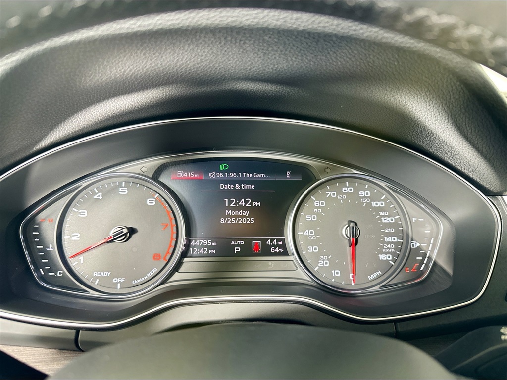 2022 Audi Q5 45 S line Premium photo 16