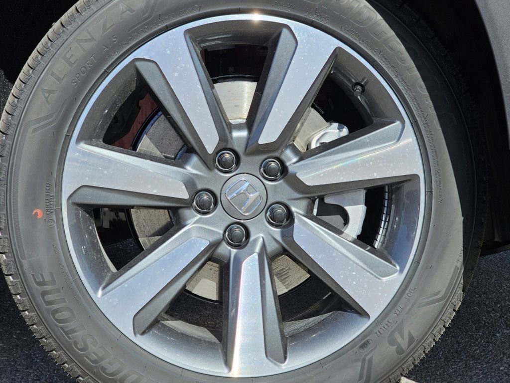 2025 Honda Pilot Elite photo 3