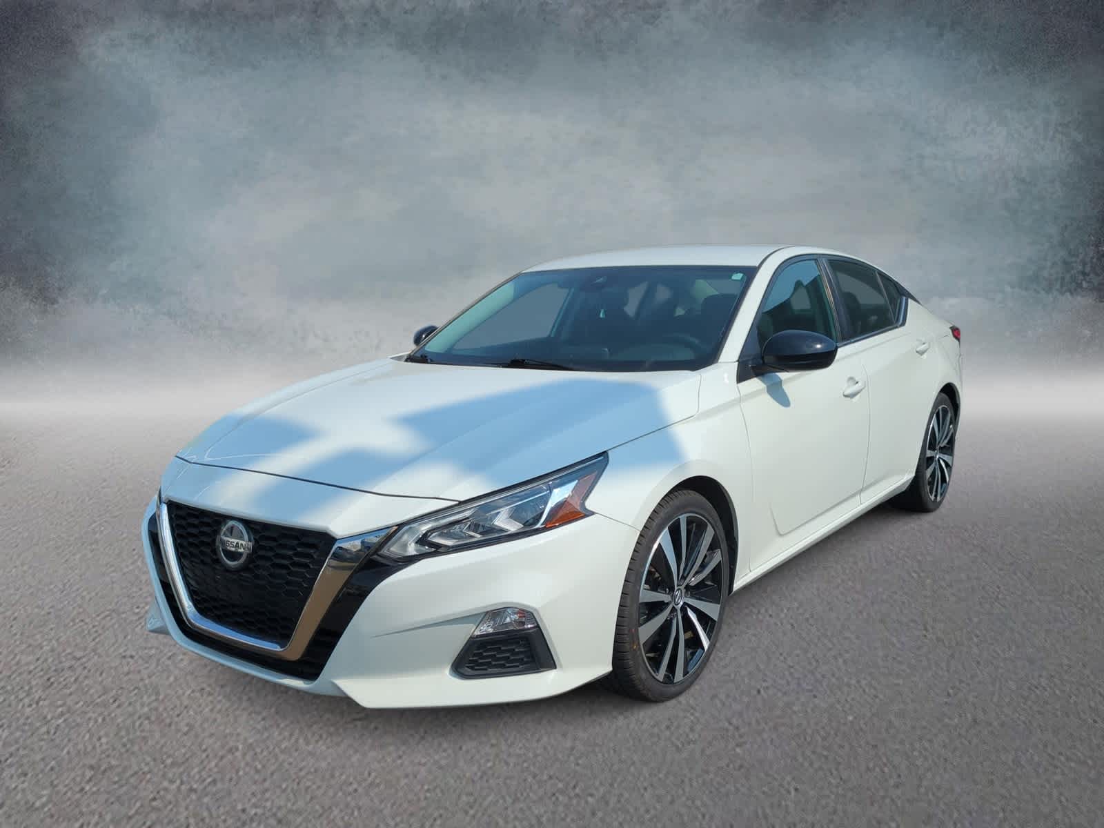 2020 Nissan Altima 2.5 SR photo 4
