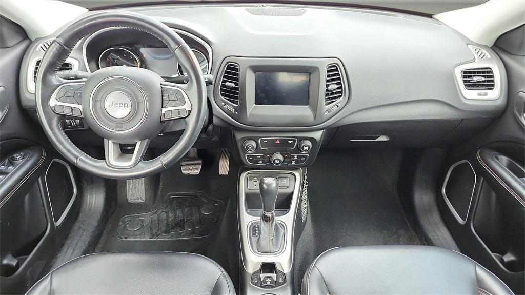 2017 Jeep Compass Latitude photo 12