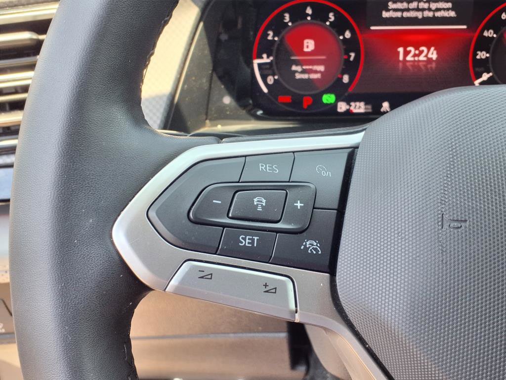 2024 Volkswagen Atlas Peak Edition SE Technology photo 13