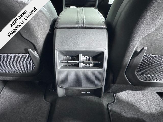 2025 Jeep Wagoneer S Limited photo 29