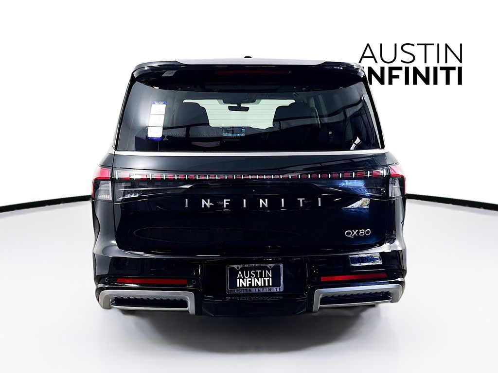 2025 Infiniti QX80 Luxe photo 6