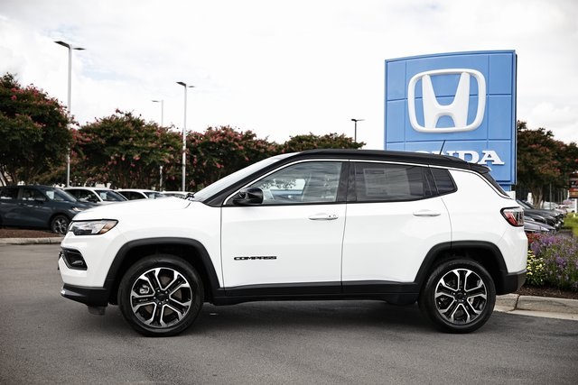 2024 Jeep Compass Limited photo 2