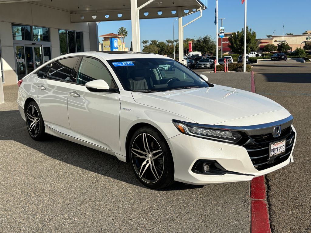 2022 Honda Accord Hybrid photo 3
