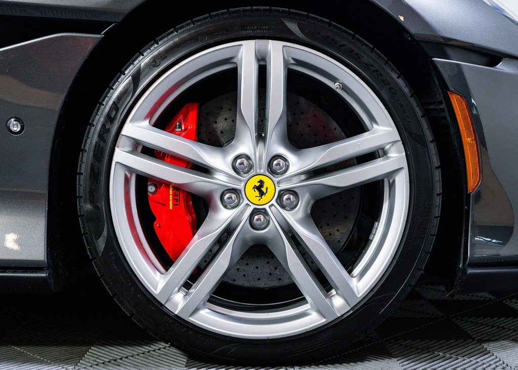 2023 Ferrari Portofino Base photo 12