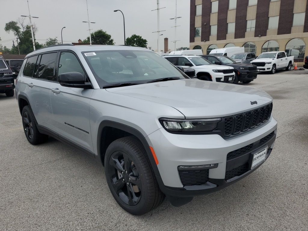 2025 Jeep Grand Cherokee L Limited's photo