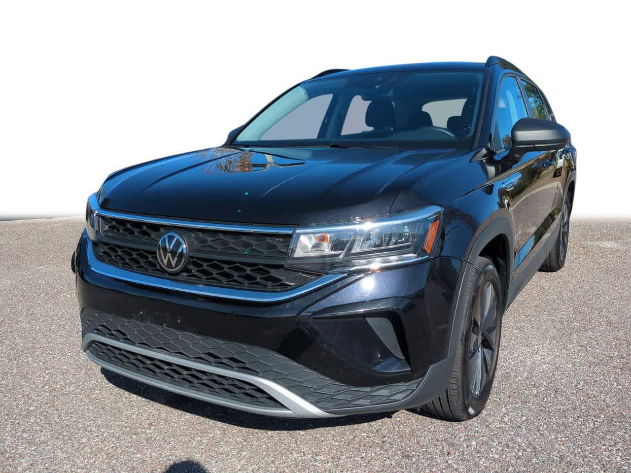 2024 Volkswagen Taos S's photo