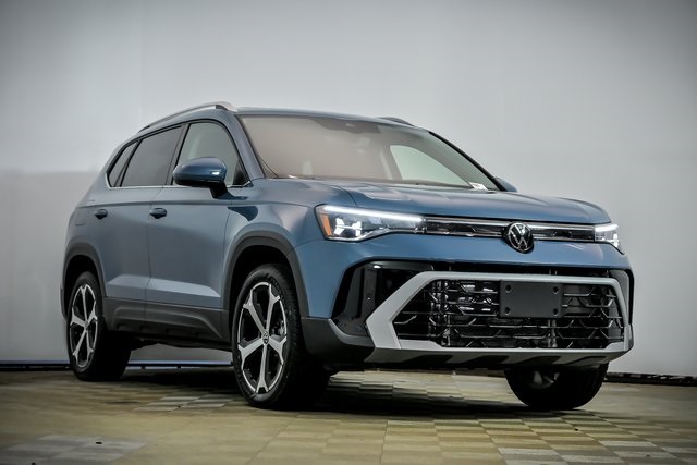 2025 Volkswagen Taos SEL photo 2