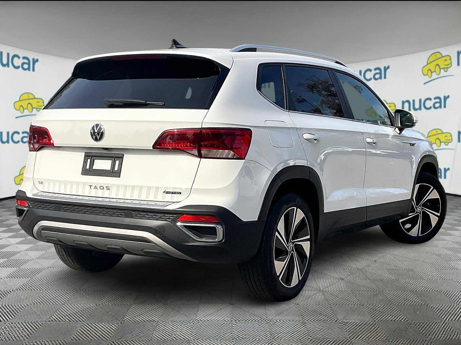 2023 Volkswagen Taos SE photo 4