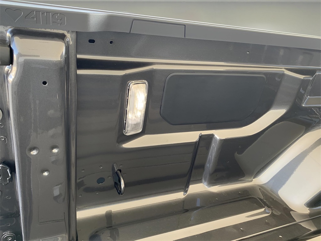 2025 Jeep Gladiator Sport photo 18