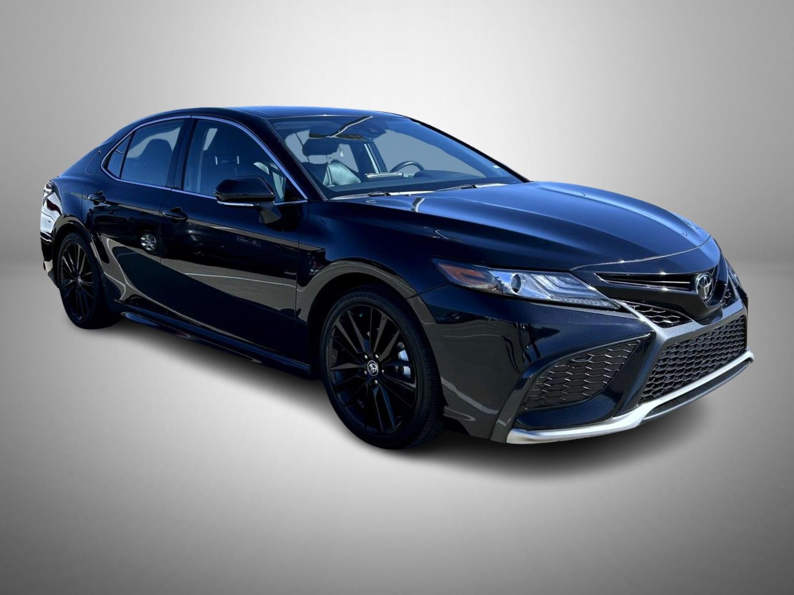 2023 Toyota Camry XSE photo 3