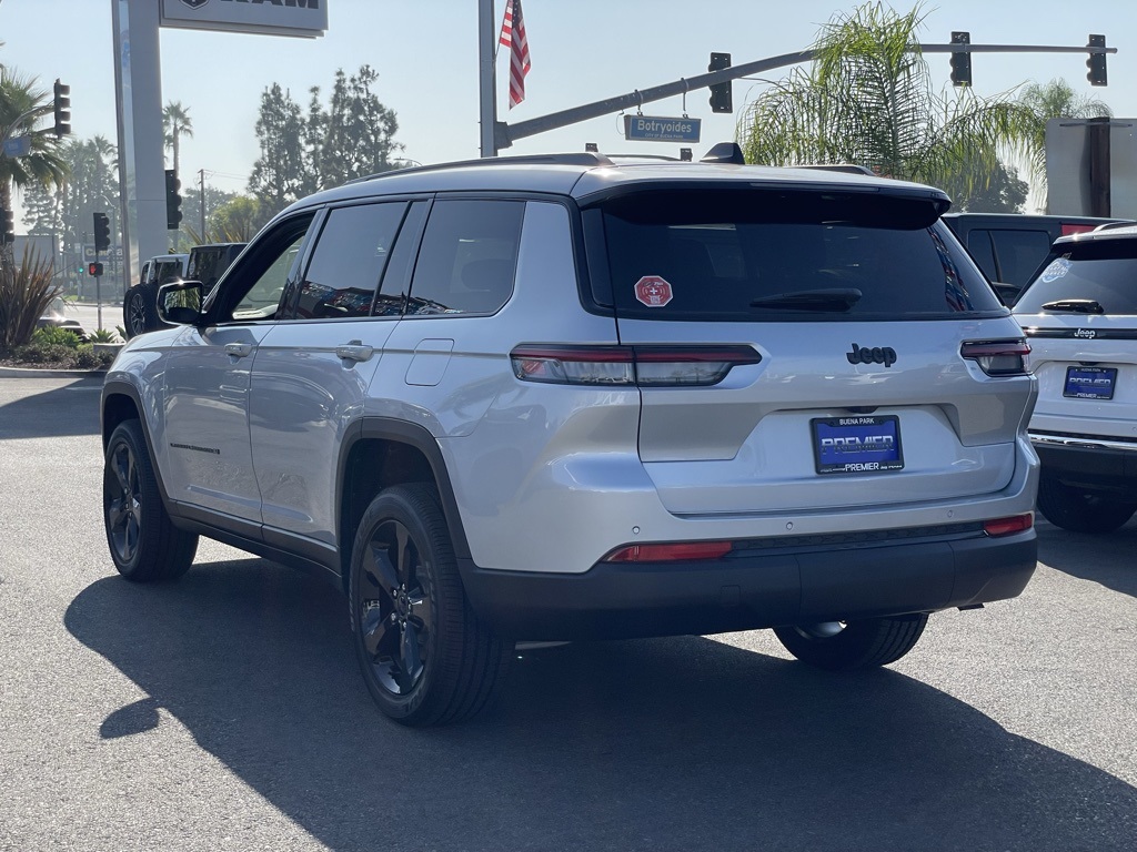 2025 Jeep Grand Cherokee Altitude X photo 4