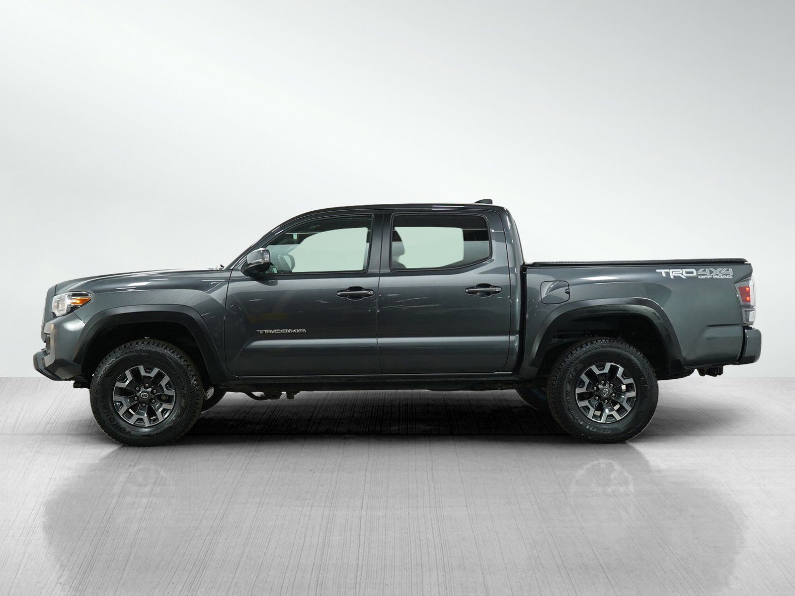 Used 2022 Toyota Tacoma TRD Off Road with VIN 3TMCZ5AN2NM463742 for sale in Bloomington, Minnesota