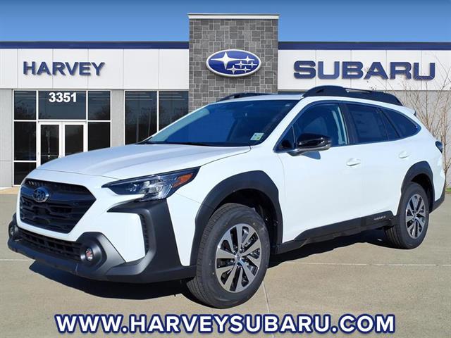 2025 Subaru Outback Premium's photo