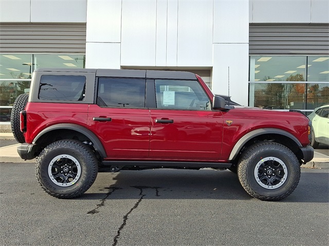 2025 Ford Bronco 4-Door Badlands's photo