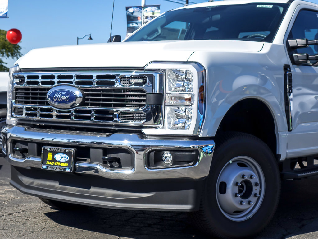 2025 FORD F-350 - Image 3