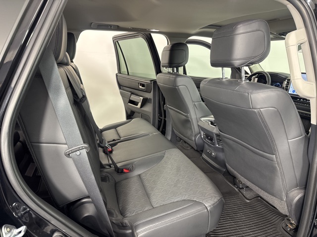 2023 Toyota Sequoia SR5 photo 21