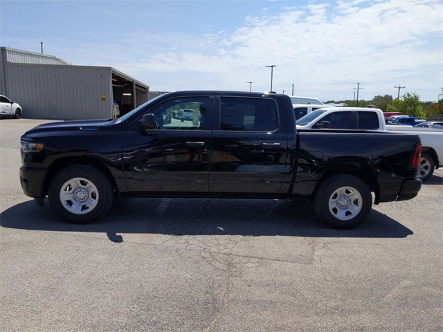2025 Ram 1500 Tradesman photo 4