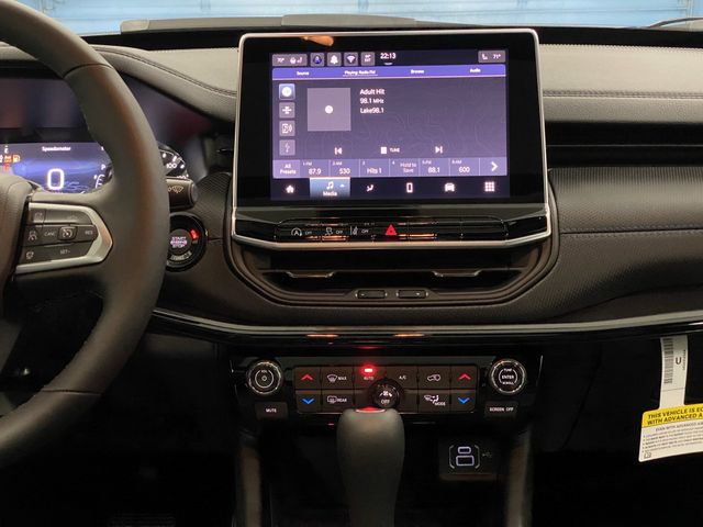 2026 Jeep Compass Latitude photo 9