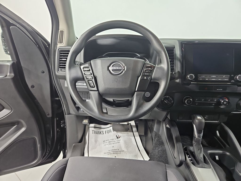 2022 Nissan Frontier S photo 12