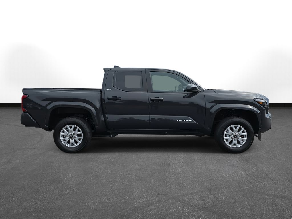 2025 Toyota Tacoma SR5 photo 4