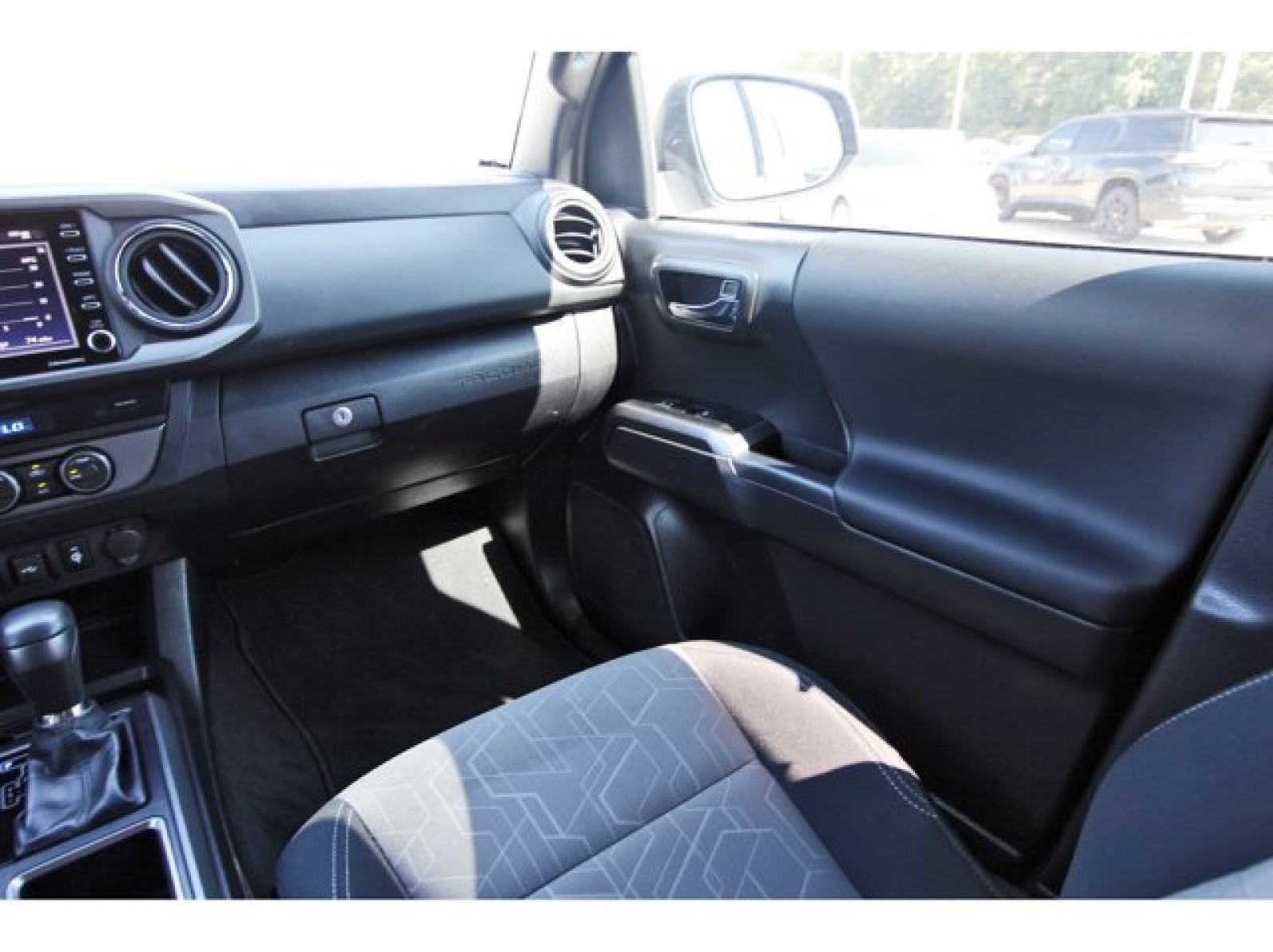 2023 Toyota Tacoma 4WD TRD Off Road - 11