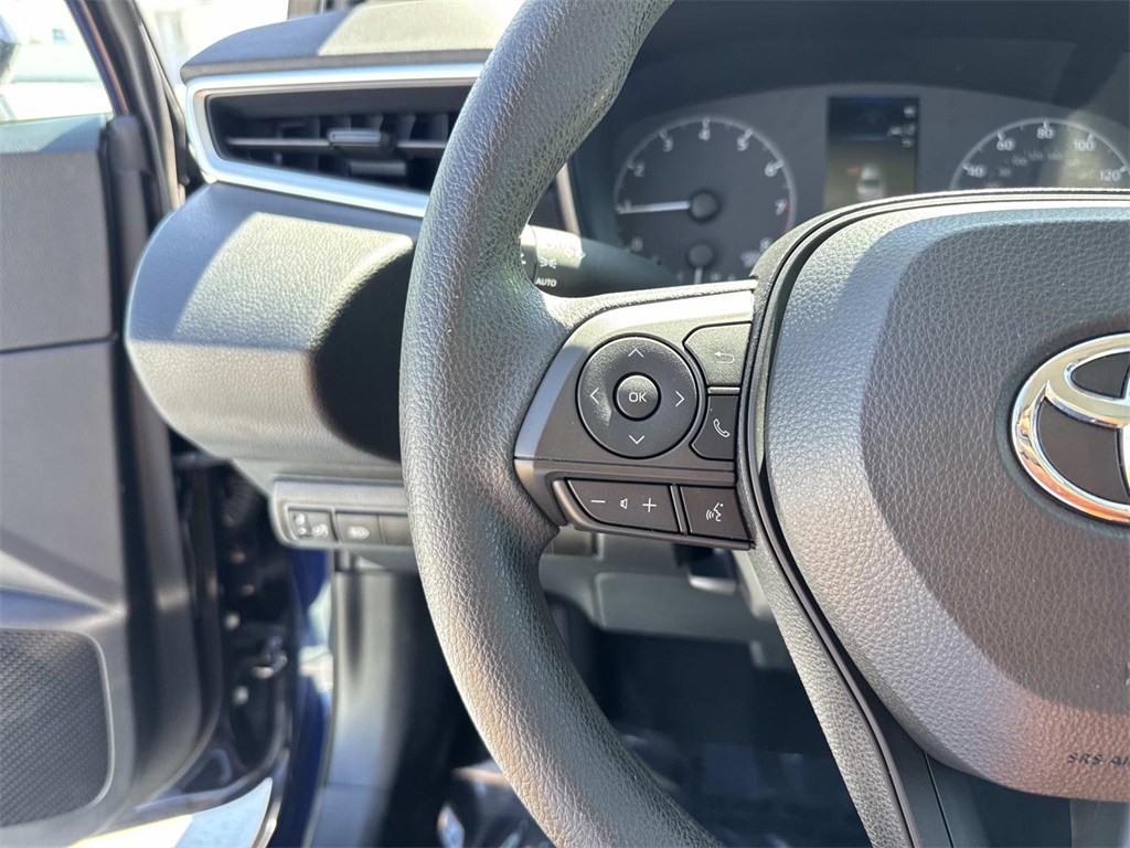 2023 Toyota Corolla LE photo 21