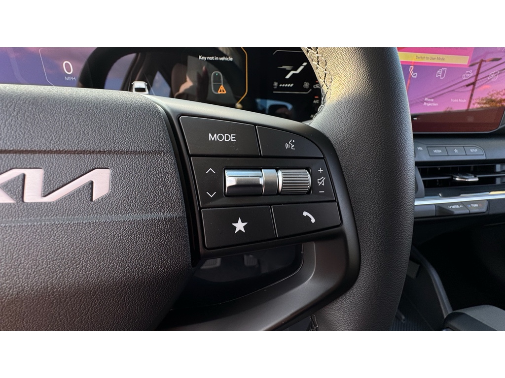 2025 Kia K4 EX photo 12