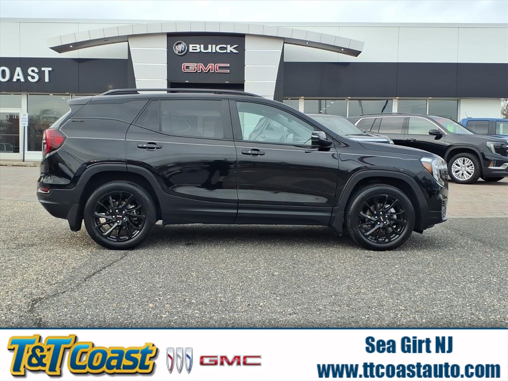 2023 GMC Terrain SLE