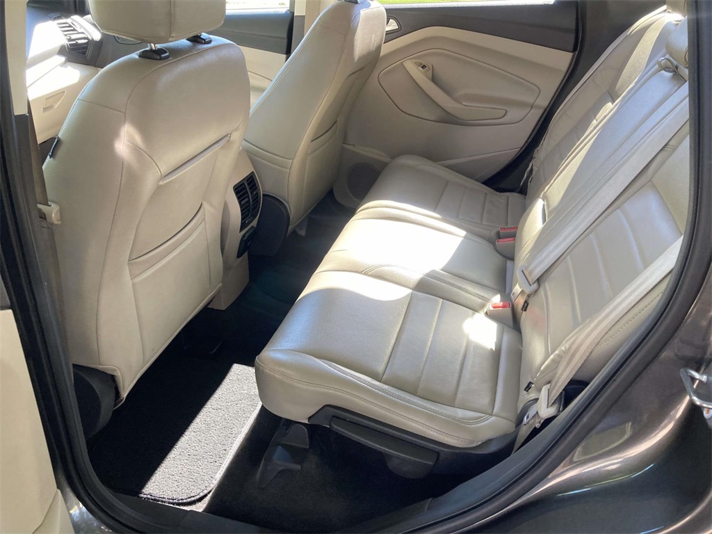 2017 Ford Escape SE photo 9