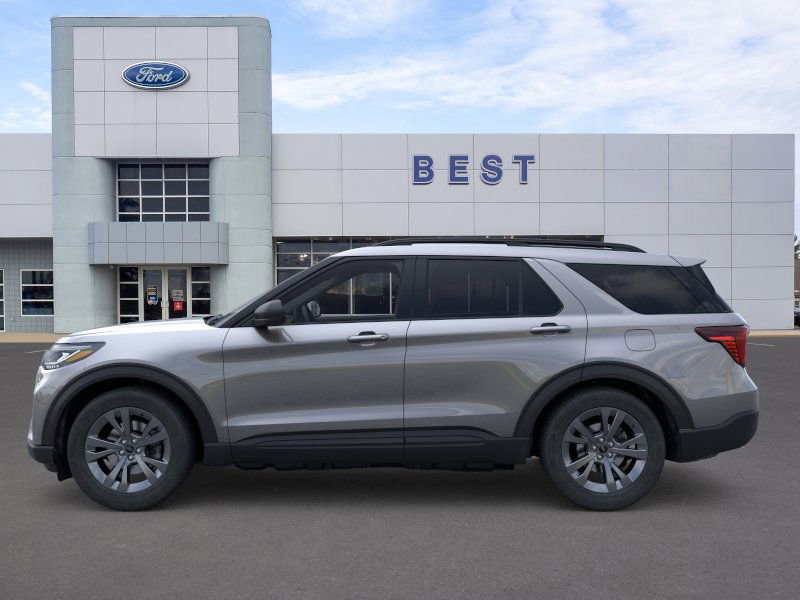 2026 Ford Explorer photo 3