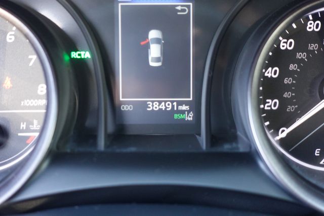2024 Toyota Camry SE photo 14