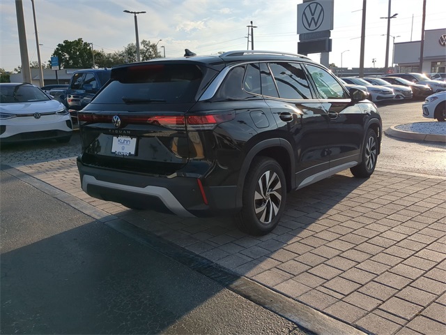 2025 Volkswagen Tiguan S photo 4