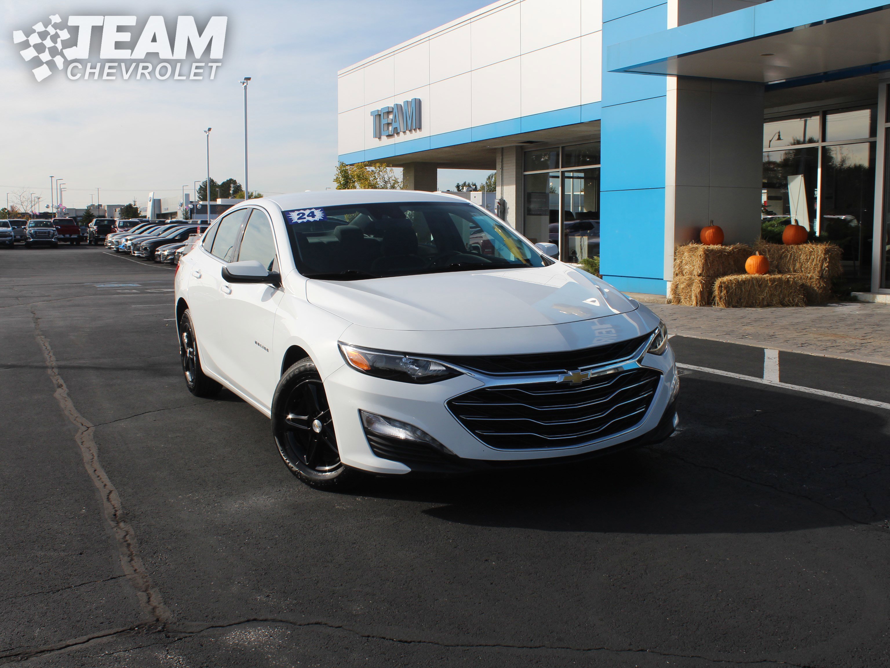 Used 2024 Chevrolet Malibu 1LT with VIN 1G1ZD5ST2RF110499 for sale in Valparaiso, IN