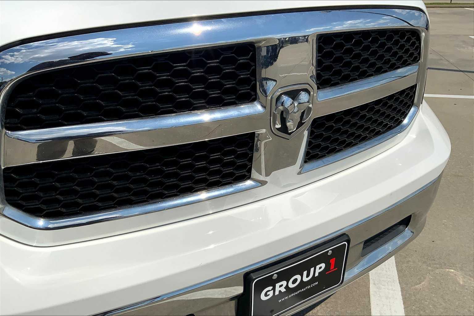 2023 Ram 1500 Classic SLT photo 28