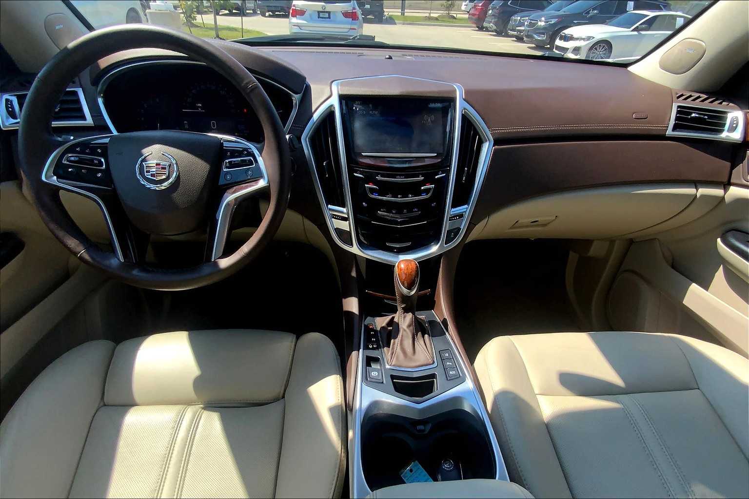 2015 Cadillac SRX Luxury photo 15